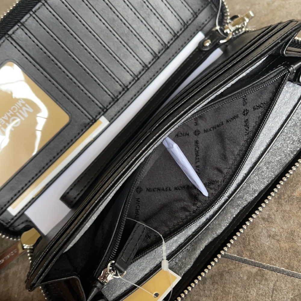 Michael Kors Jet Set Travel Large Travel CONTINENTAL Wristlet-Wallet - Picture 6 of 16